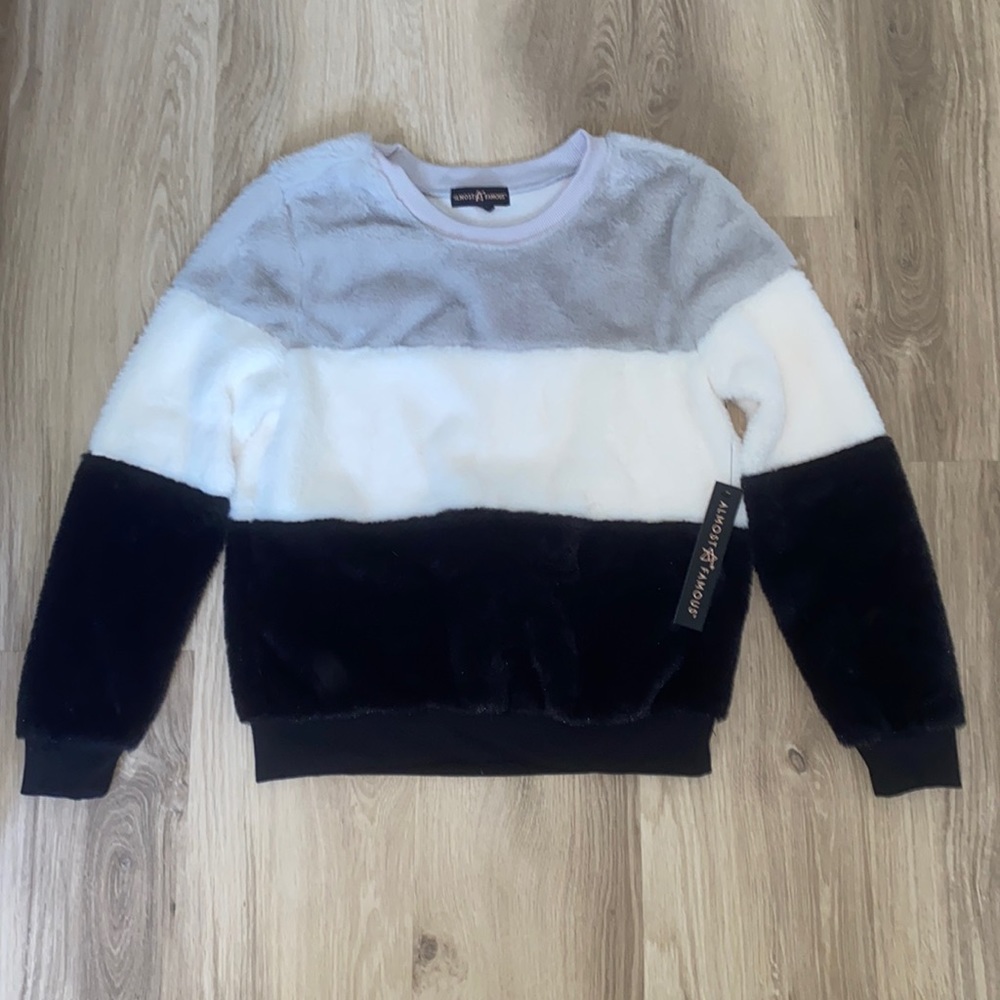 NWT Almost Famous ultra soft tricolor sweater, size small.